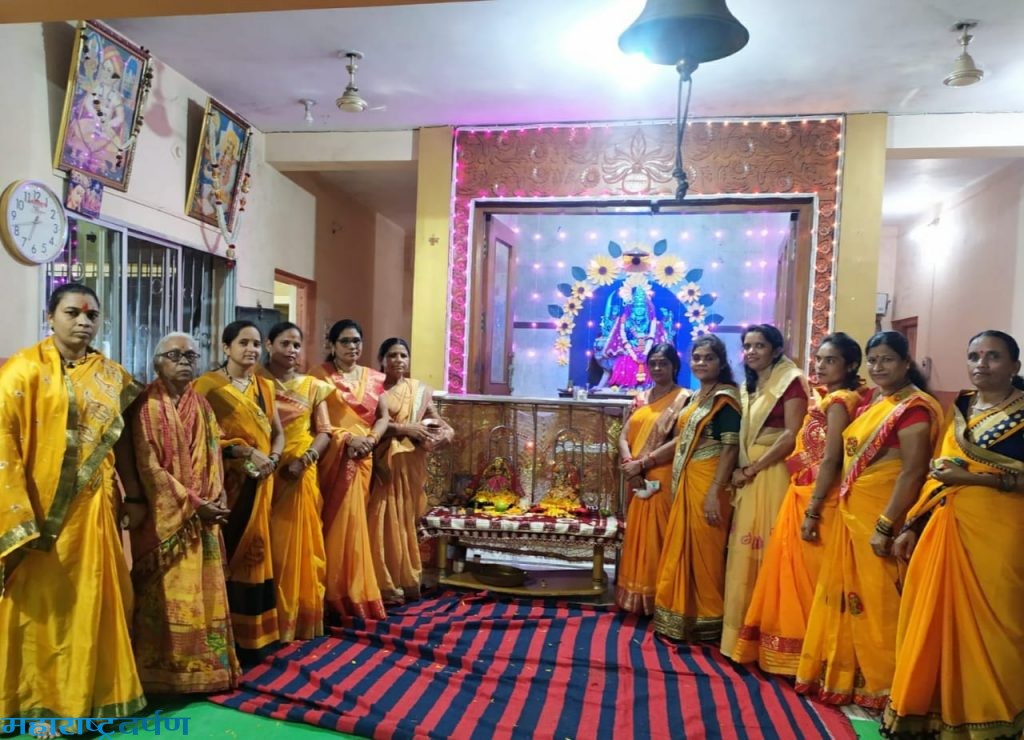 कन्हान ला नवरात्र महोत्सव उत्साहात शुभारंभ : कावड यात्रा ,मंदिरात घट स्थापना